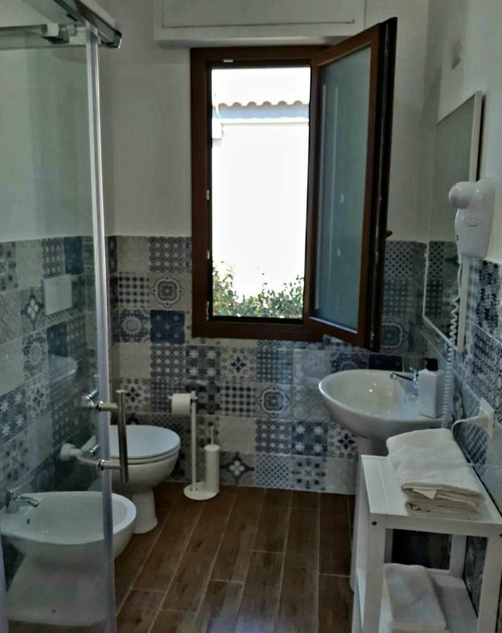 Guest House Al Mare Civitavecchia Eksteriør bilde